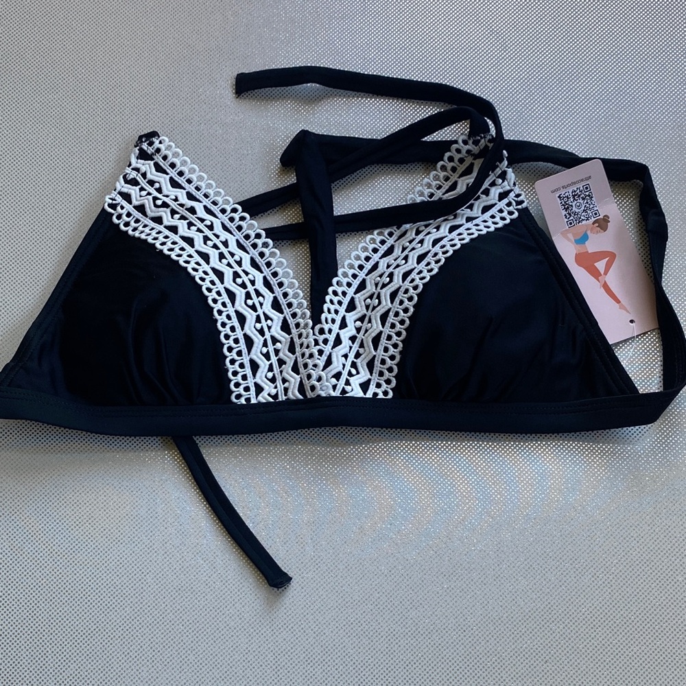 Black and White Lace Trim Bikini Top